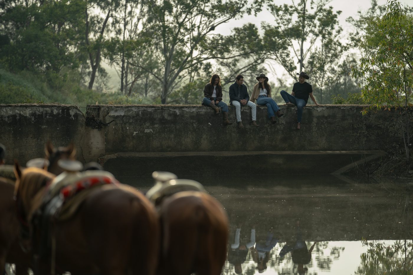 Grupo junto al agua en Reserva Caxcanes